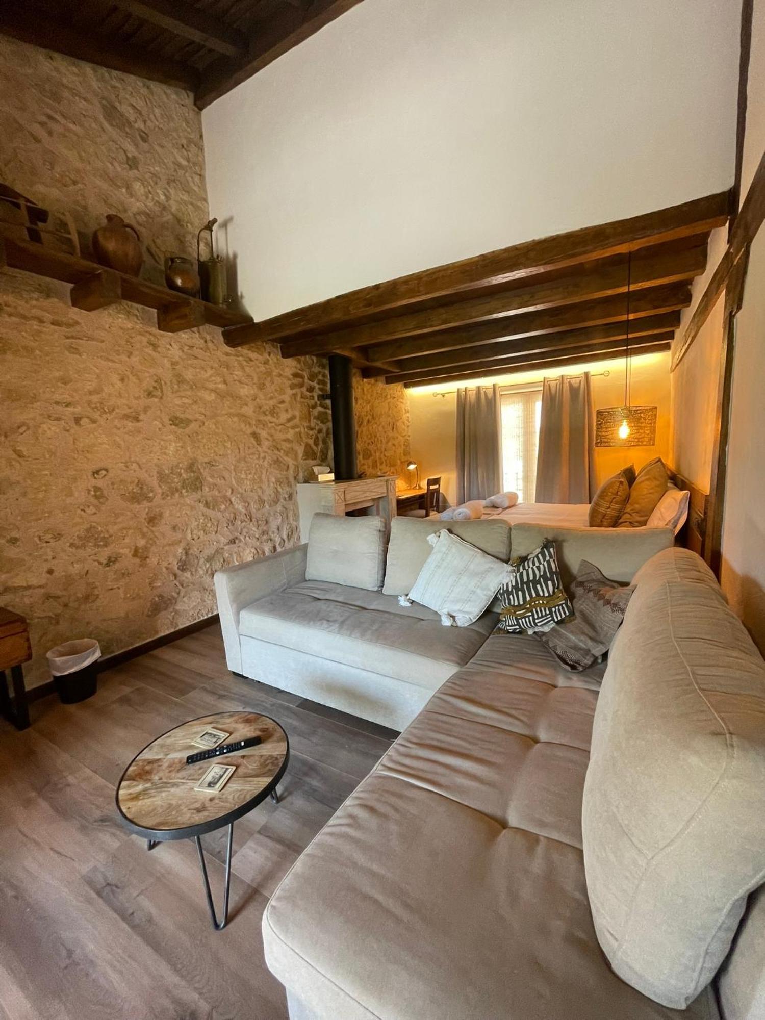 La Casa Del Cantero Pinilla del Valle Exteriér fotografie